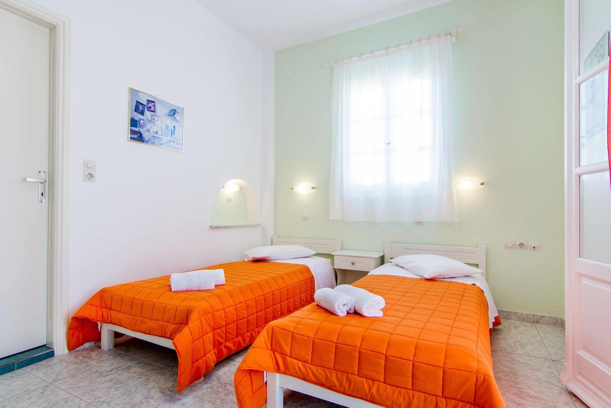 Athena Rooms Иос Экстерьер фото
